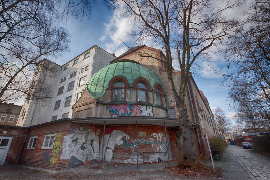 lost-place-berlin-stadtbad-steglitz-sven-spannagel-fotografie-urbex-1.png